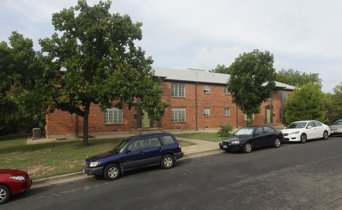 307 E 33rd St in Austin, TX - Building Photo