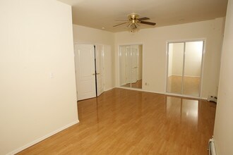 429 18th Ave, Unit 2FL in Newark, NJ - Foto de edificio - Building Photo