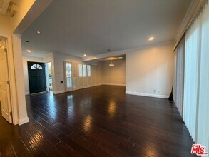 1386 La Loma Rd in Pasadena, CA - Building Photo - Building Photo