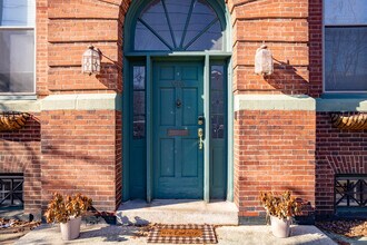 900-916 E Moyamensing Ave in Philadelphia, PA - Building Photo - Building Photo