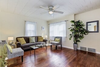 1009 Orchard Ave in Runnemede, NJ - Building Photo - Building Photo