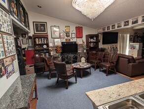 1045 Union St in Sparks, NV - Foto de edificio - Building Photo