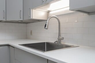 61 Washington Rd in Springfield, MA - Building Photo - Building Photo