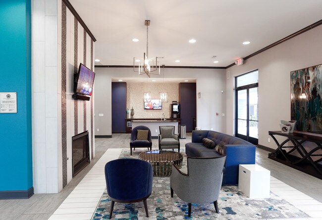 Alinium at Zionsville in Zionsville, IN - Building Photo - Interior Photo