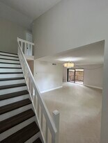 11487 SW 109th Rd, Unit B in Miami, FL - Building Photo