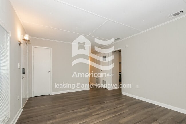 129 Royal Ct in Lagrange, GA - Building Photo - Building Photo