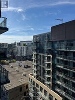 543 Richmond St W in Toronto, ON - Building Photo