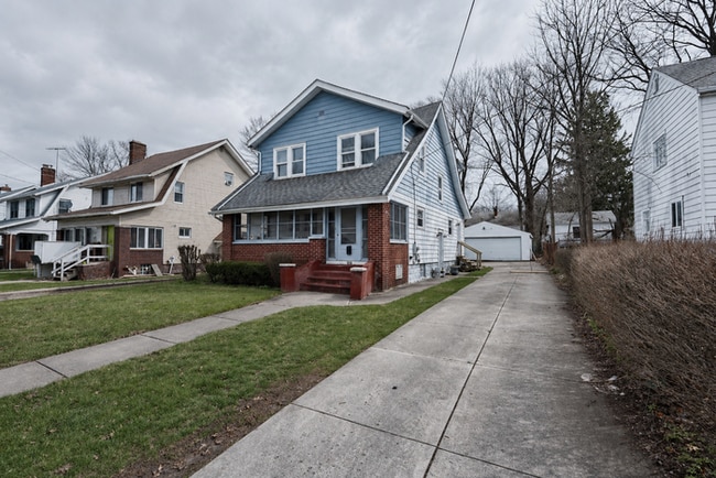 property at 295 Noble Ave
