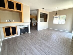 8392 E Truckee Way in Anaheim, CA - Building Photo - Building Photo