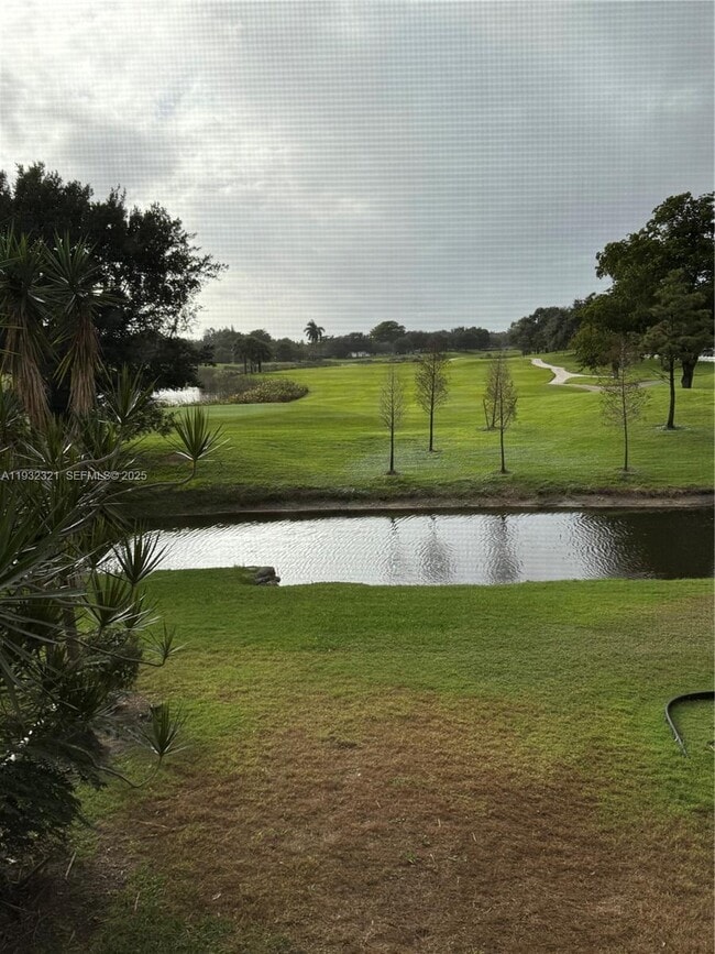 2431 SW 82nd Ave in Davie, FL - Building Photo - Building Photo