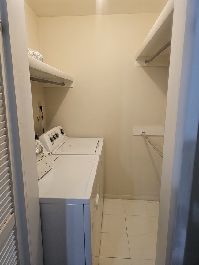 7403 S Yale Ave, Unit #221 in Tulsa, OK - Building Photo - Building Photo