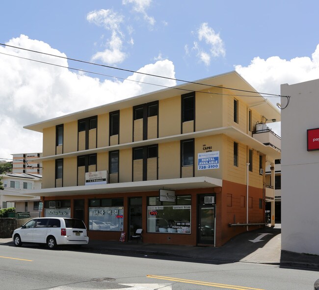 La Capri in Honolulu, HI - Foto de edificio - Building Photo