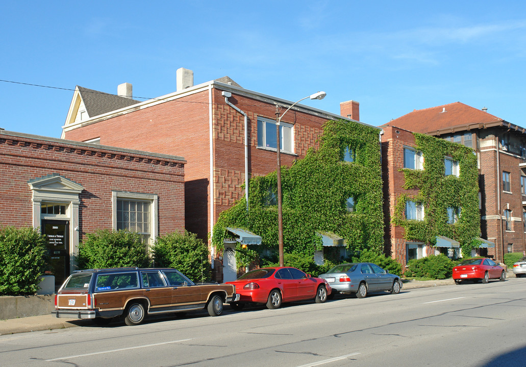 Highland Place in Omaha, NE - Building Photo