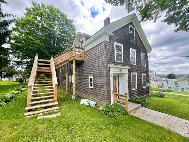 property at 13 Mc Donald St