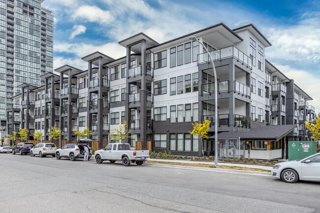 the Onyx at Mahagony in Abbotsford, BC - Building Photo - Building Photo