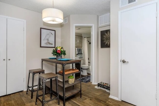 Sedona Ridge in Dallas, TX - Building Photo - Building Photo