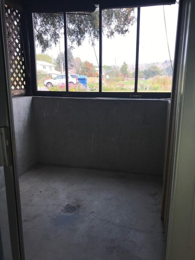 property at 1515 S Black Ave