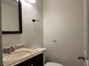 9 Tower Ct in Downers Grove, IL - Building Photo - Building Photo