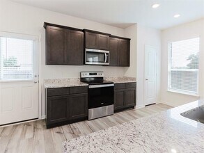 608 Aqueduct Dr in Seagoville, TX - Building Photo - Building Photo