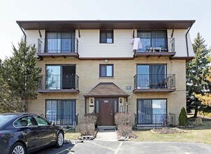 1110 S Judson St in Bensenville, IL - Foto de edificio - Building Photo
