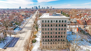 Broadwin Apartments in Columbus, OH - Foto de edificio - Building Photo