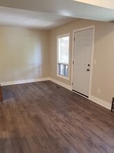 477 Dean Avenue in Oshawa, ON - Building Photo - Building Photo