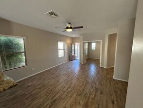 26249 W Wahalla Ln in Buckeye, AZ - Building Photo - Building Photo