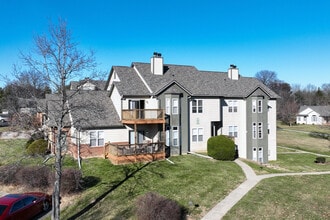 The Fields in Bloomington, IN - Foto de edificio - Building Photo