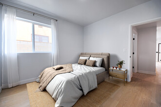 11435 Cumpston St, Unit 201 in North Hollywood, CA - Building Photo - Building Photo