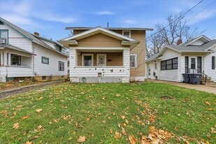 559 Cortlandt Ave in Lima, OH - Building Photo