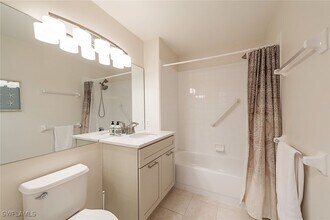 2230 Arielle Dr in Naples, FL - Building Photo - Building Photo