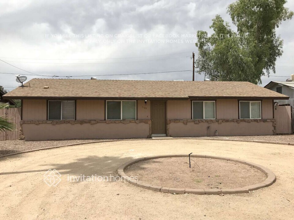 7120 E Broadway Rd in Mesa, AZ - Building Photo