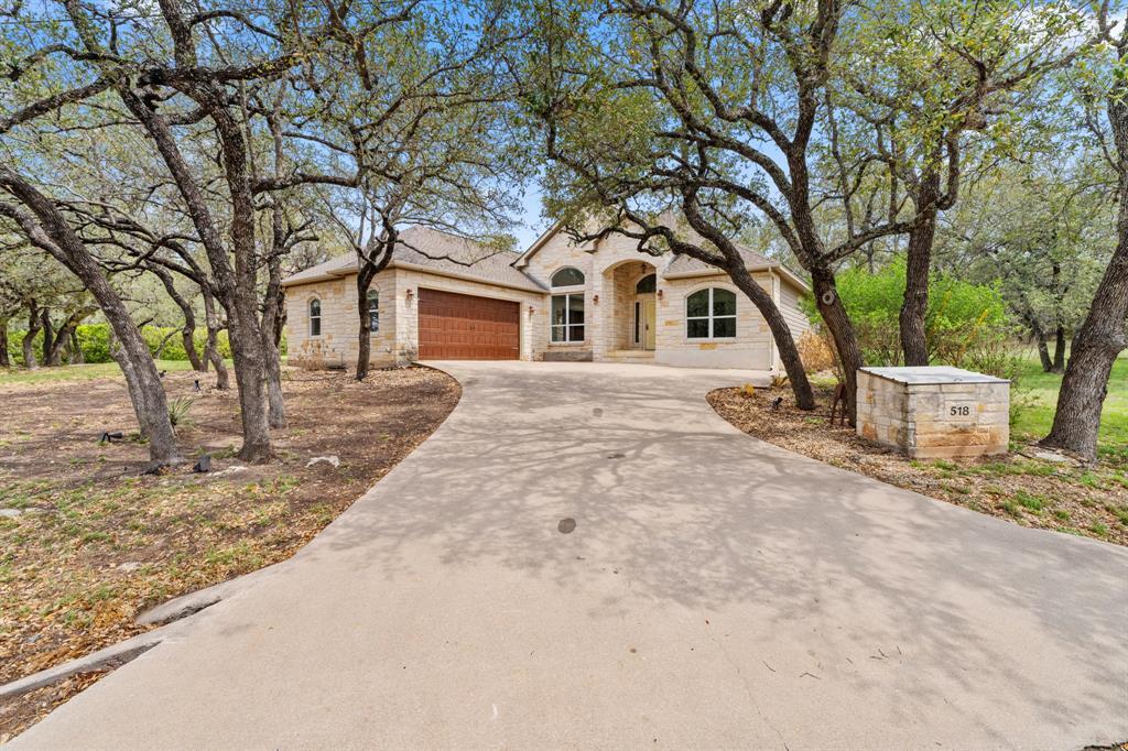 518 Coventry Rd in Spicewood, TX - Building Photo