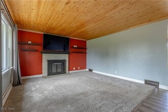 1311 High St in Louisville, OH - Building Photo - Building Photo