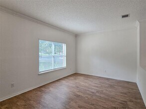 8321 Cambria Dr in Austin, TX - Building Photo - Building Photo