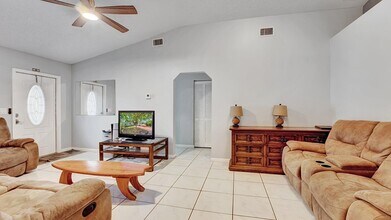 339 NW 5th Ave in Delray Beach, FL - Building Photo - Building Photo
