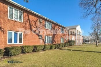 property at 445 Elm Pl