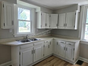 1429 Hall Ave in Sharon, PA - Building Photo - Building Photo