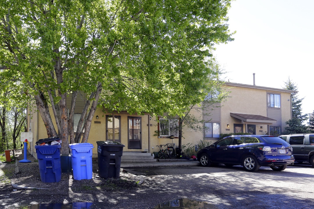 5555-5561 Bonita Village Rd in Colorado Springs, CO - Building Photo