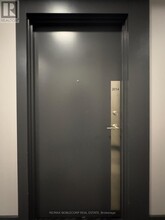 7895 Jane St in Vaughan, ON - Building Photo - Building Photo