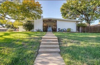 5736 Wedgmont Cir N in Fort Worth, TX - Building Photo - Building Photo