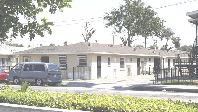 428 N Poplar Ave in Montebello, CA - Building Photo - Building Photo