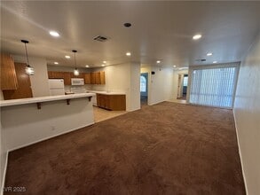 3637 Ian Thomas St in Las Vegas, NV - Building Photo - Building Photo