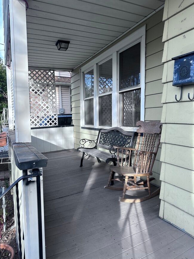 95 E Clifton Ave in Clifton, NJ - Building Photo - Building Photo