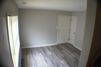 231 Bridgefield Pl, Unit B in Durham, NC - Foto de edificio - Building Photo