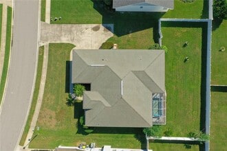 681 Powder Horn Row in Lakeland, FL - Building Photo - Building Photo