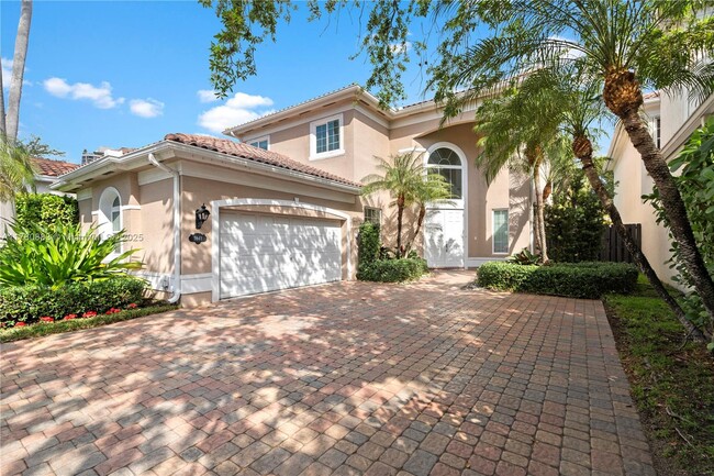 3943 194th Trl in Golden Beach, FL - Building Photo - Building Photo