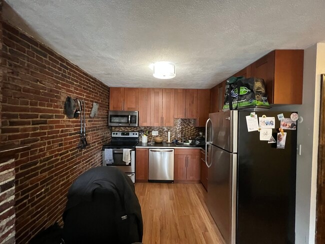 259 Main St, Unit 2A
