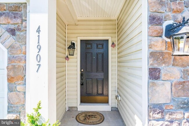 41907 Moreland Mine Terrace in Aldie, VA - Building Photo - Building Photo