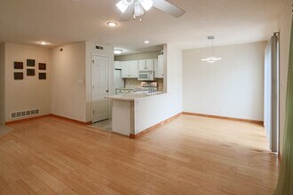 2623 E Oaklawn Ct in Bloomington, IN - Building Photo - Building Photo